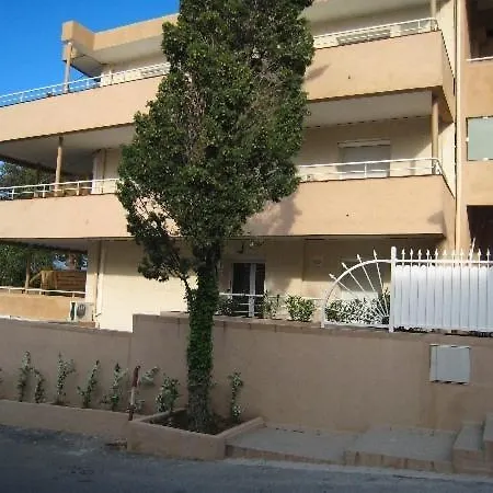 Ermitage 3* בנדול