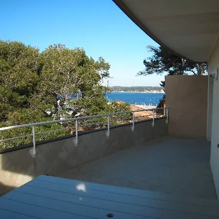 Ermitage מלון דירות