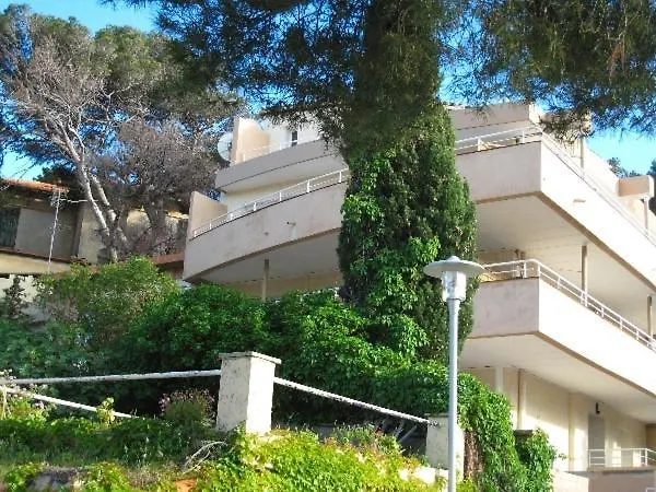 Ξενοδοχείο με διαμερίσματα Ermitage Bandol